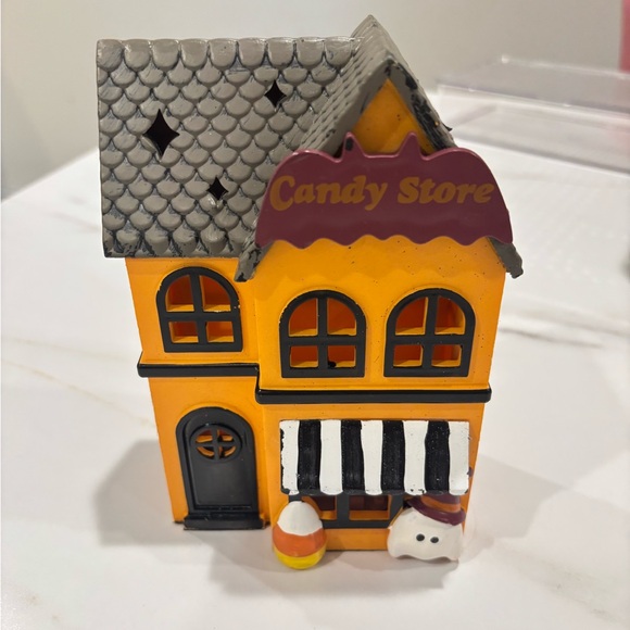 Halloween Light-up Candy Store from Targets Bullseye Halloween 2023 Release - Picture 1 of 6